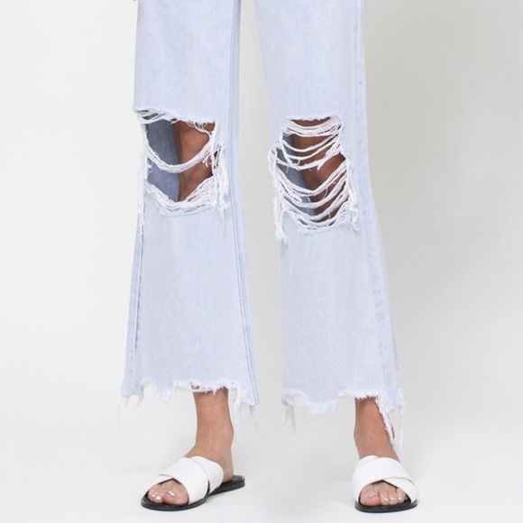 90's Vintage Distressed Denim Jeans - Picture 3 of 5